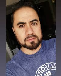 <em>Carlos Torres.</em>